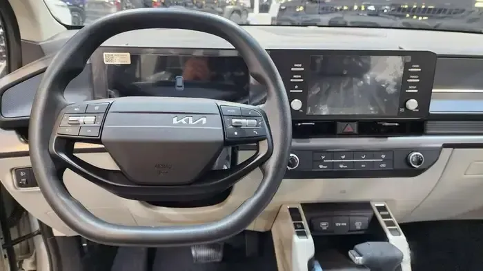 كيا كارينز GL 2026 