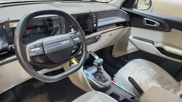 كيا كارينز GL 2026 