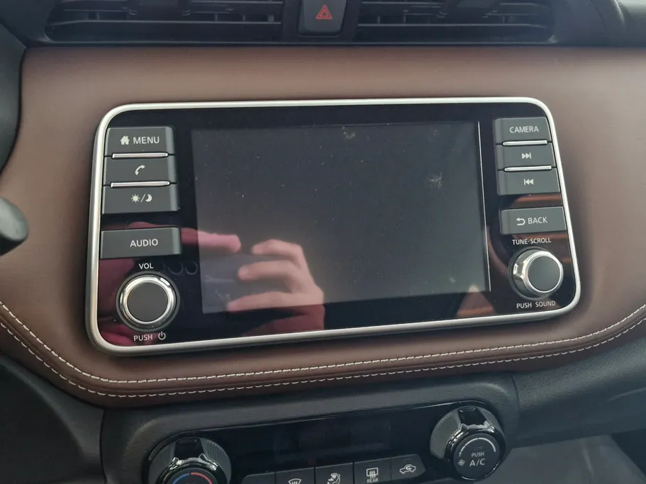 نيسان كيكس SL 2024 