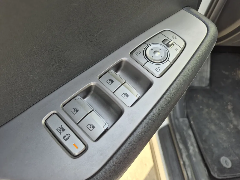 2023 Hyundai Palisade MID 