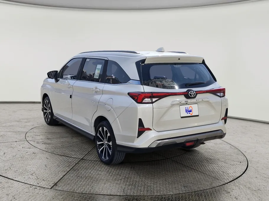 2024 Toyota Veloz GLX 