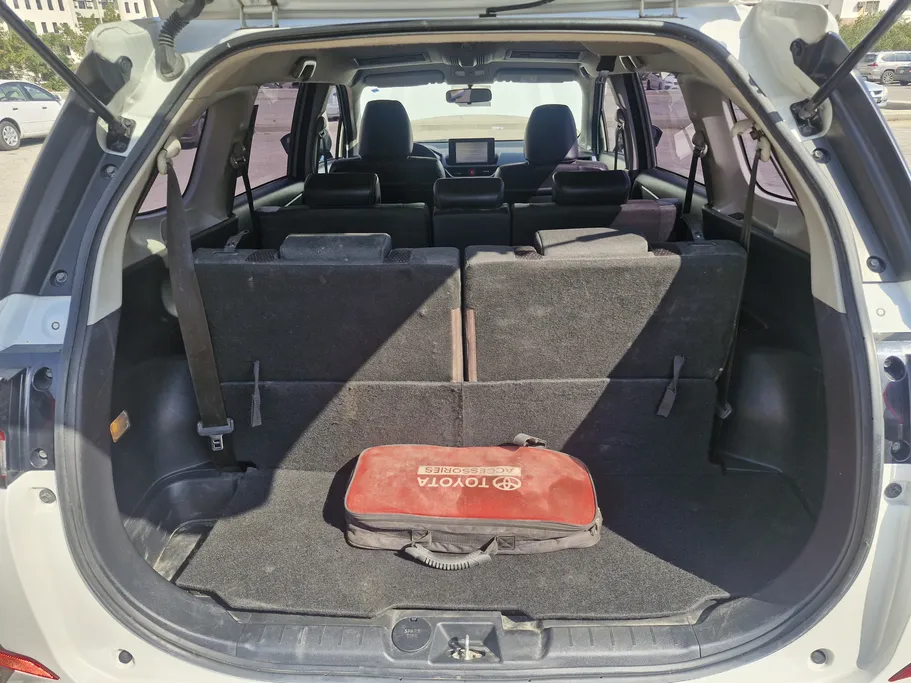 2024 Toyota Veloz GLX 