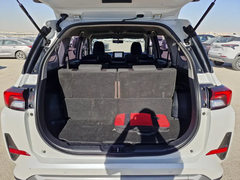 تويوتا فيلوز GLX 2024 