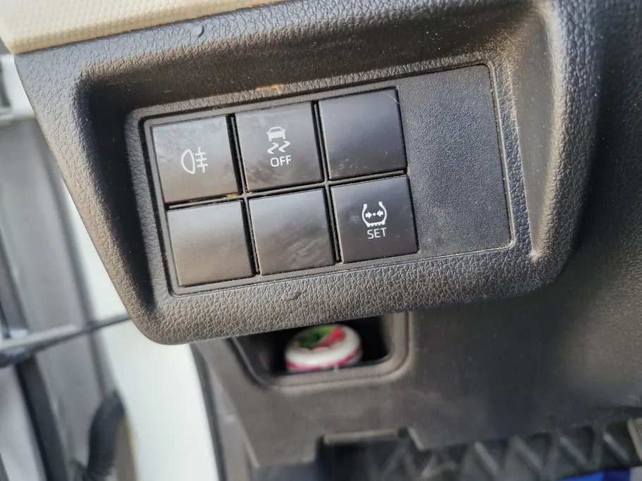 2024 Toyota Veloz GLX 