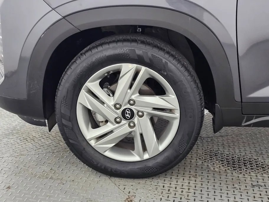 2023 Hyundai Creta Comfort (Two Tone) 