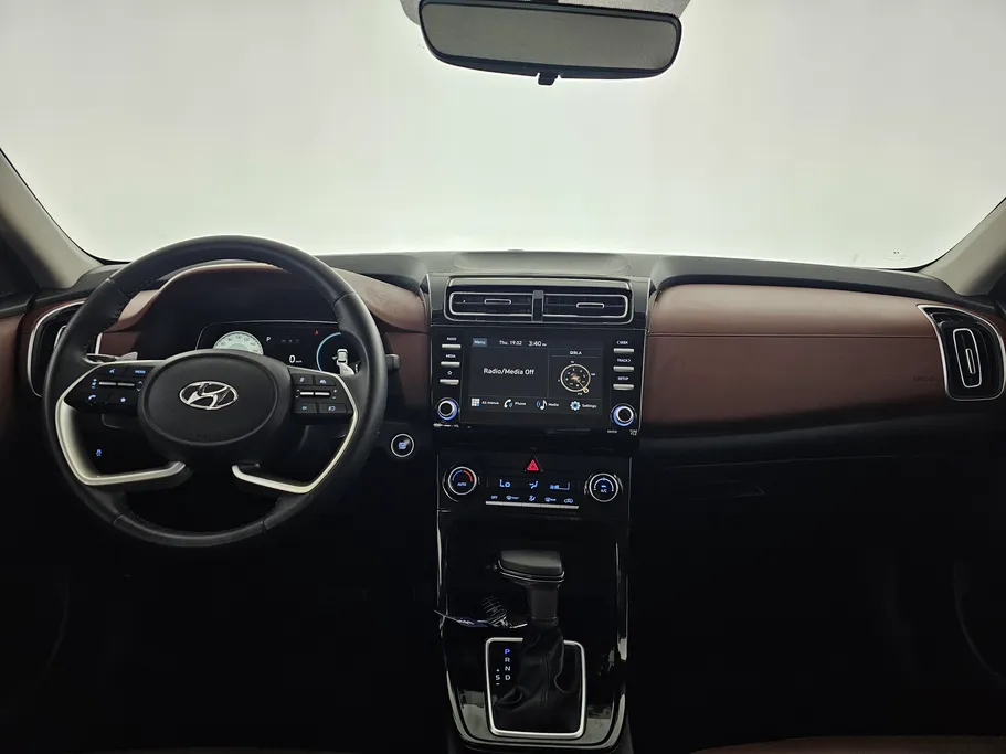 2023 Hyundai Creta Comfort (Two Tone) 