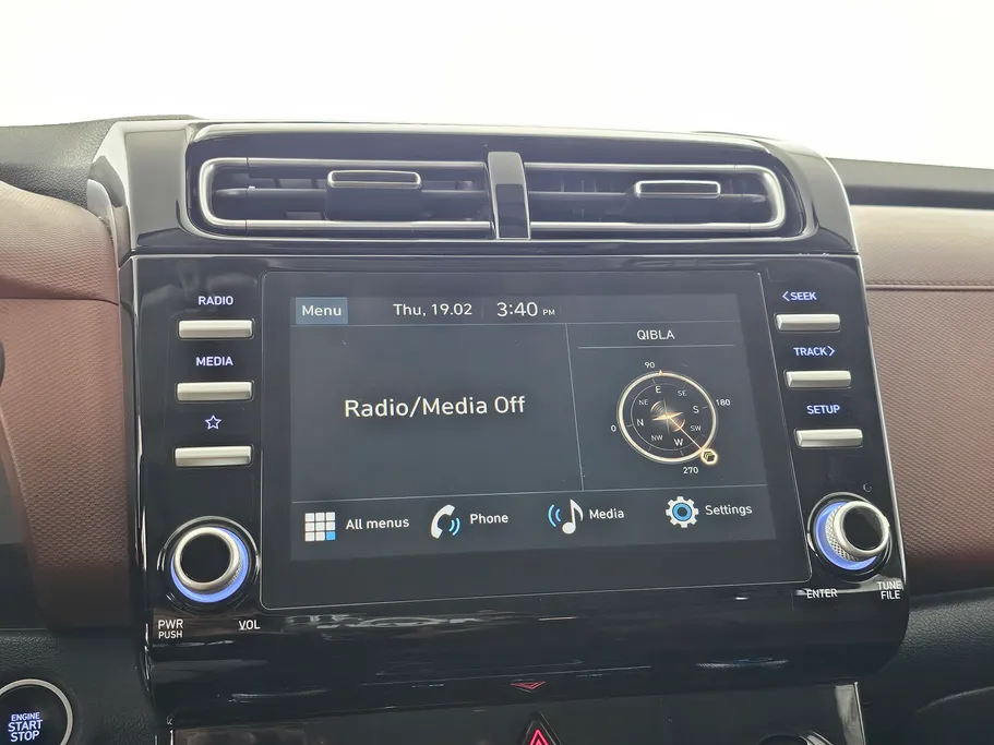 2023 Hyundai Creta Comfort (Two Tone) 