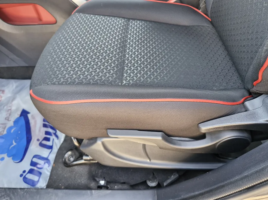 2024 Toyota Raize XLE 