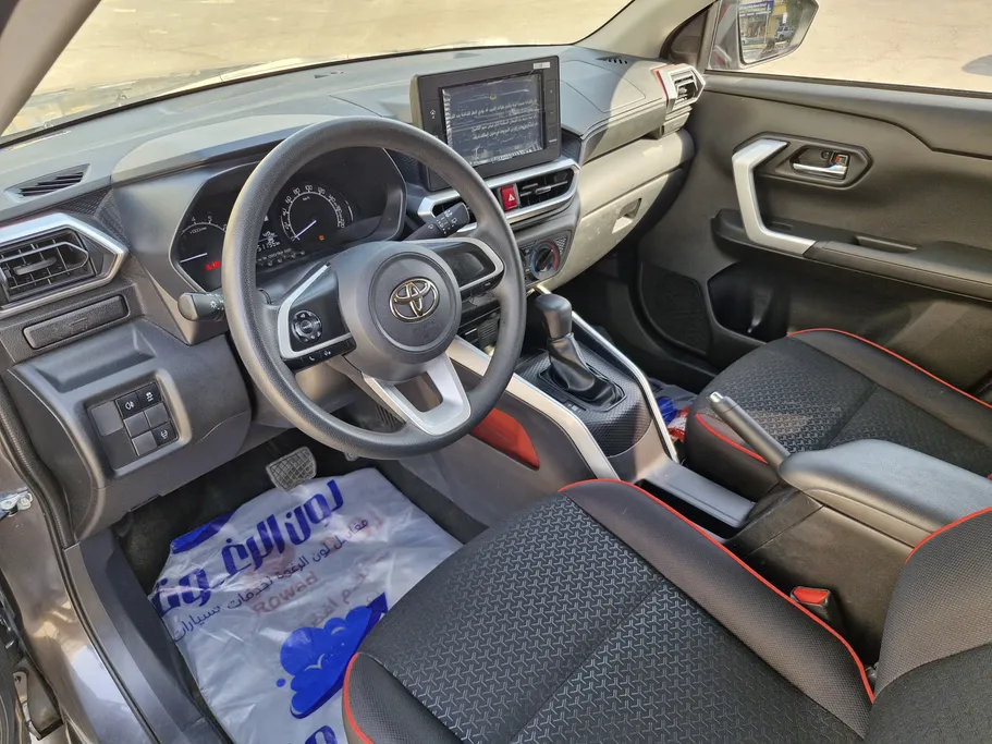 2024 Toyota Raize XLE 