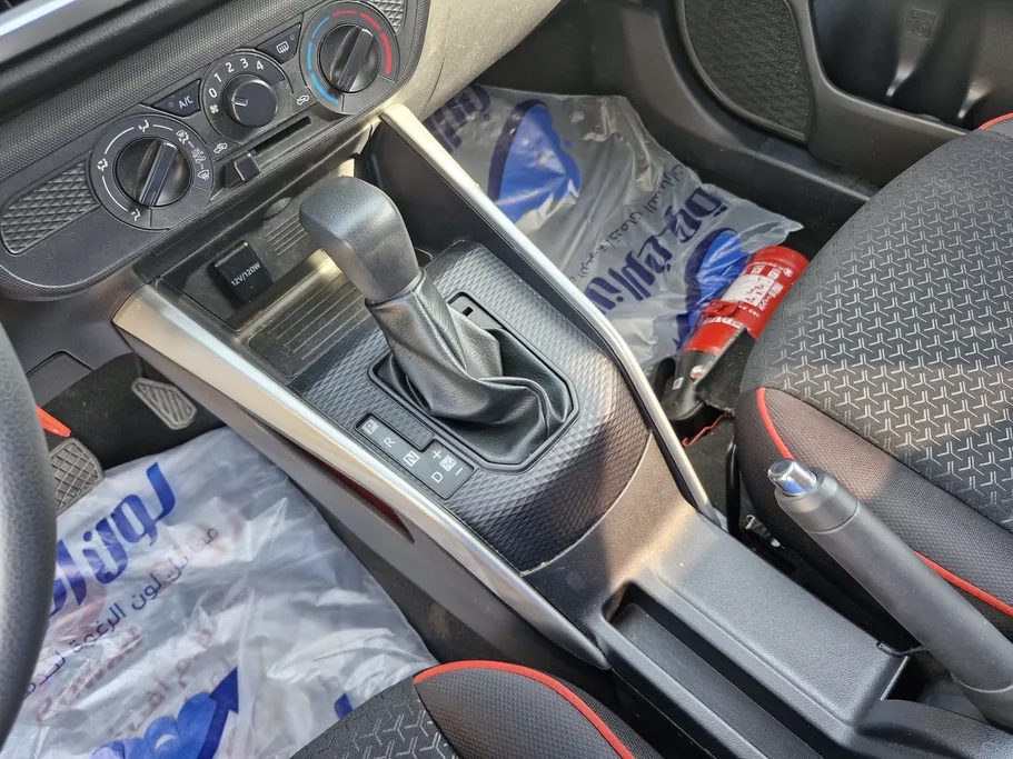 2024 Toyota Raize XLE 