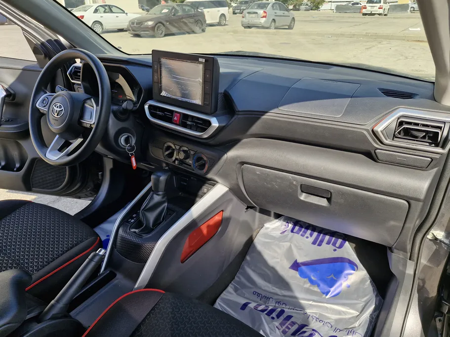 2024 Toyota Raize XLE 