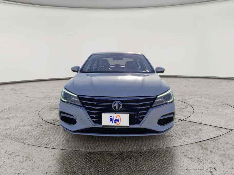 ام جي 5 LUX 2023 