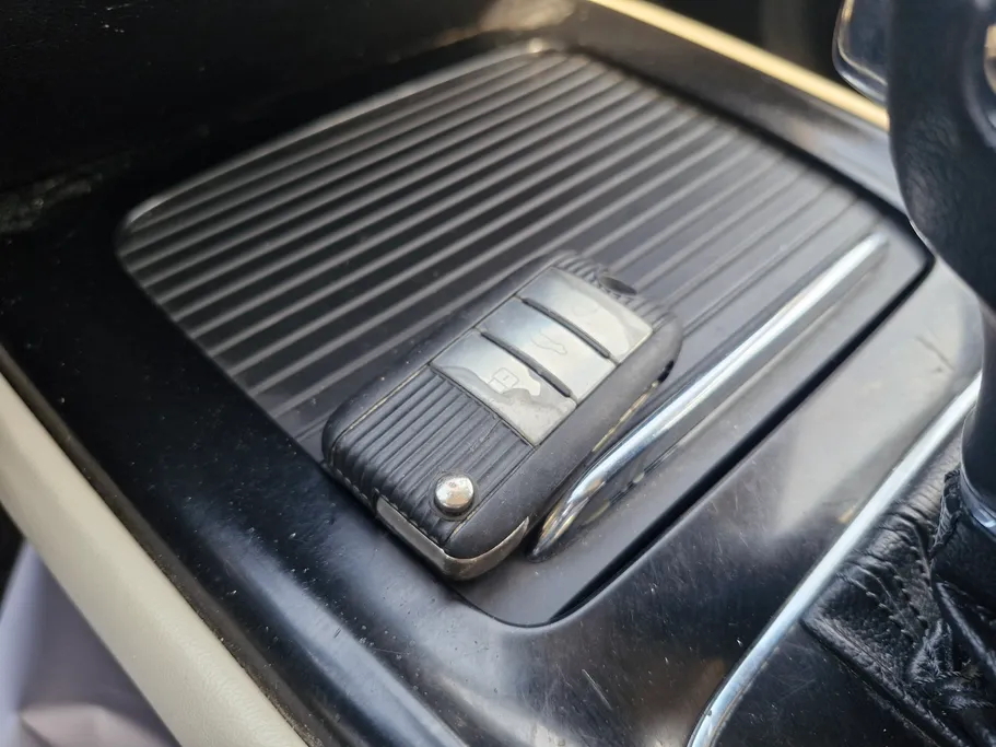 ام جي 5 LUX 2023 