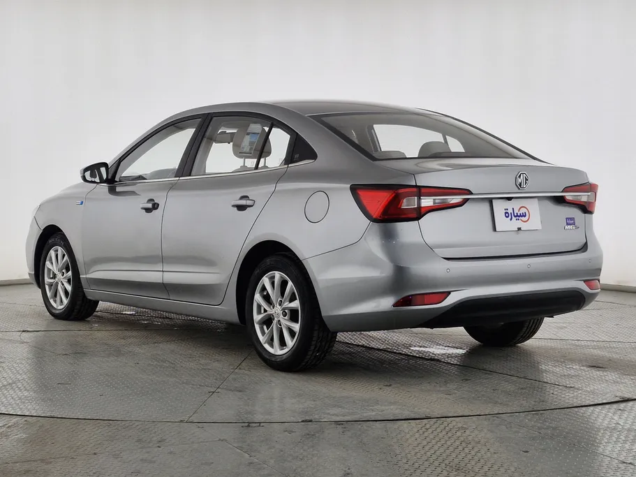 ام جي 5 COM 2022 