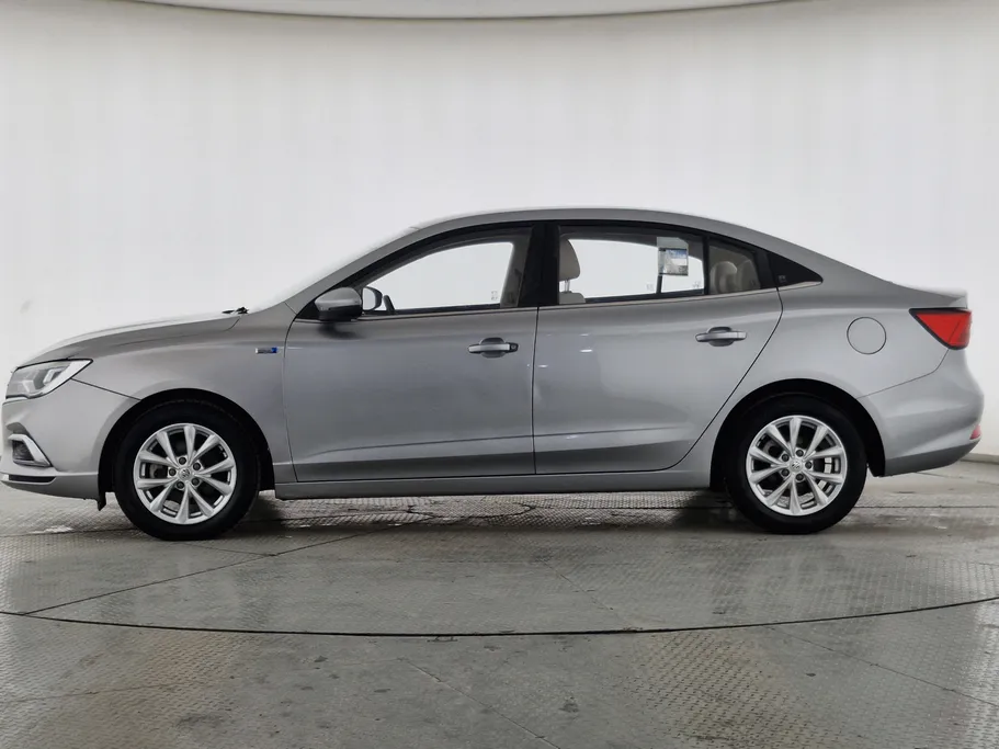 ام جي 5 COM 2022 