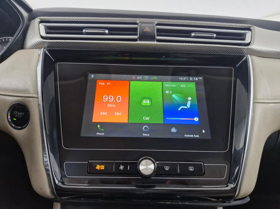 ام جي 5 COM 2022 