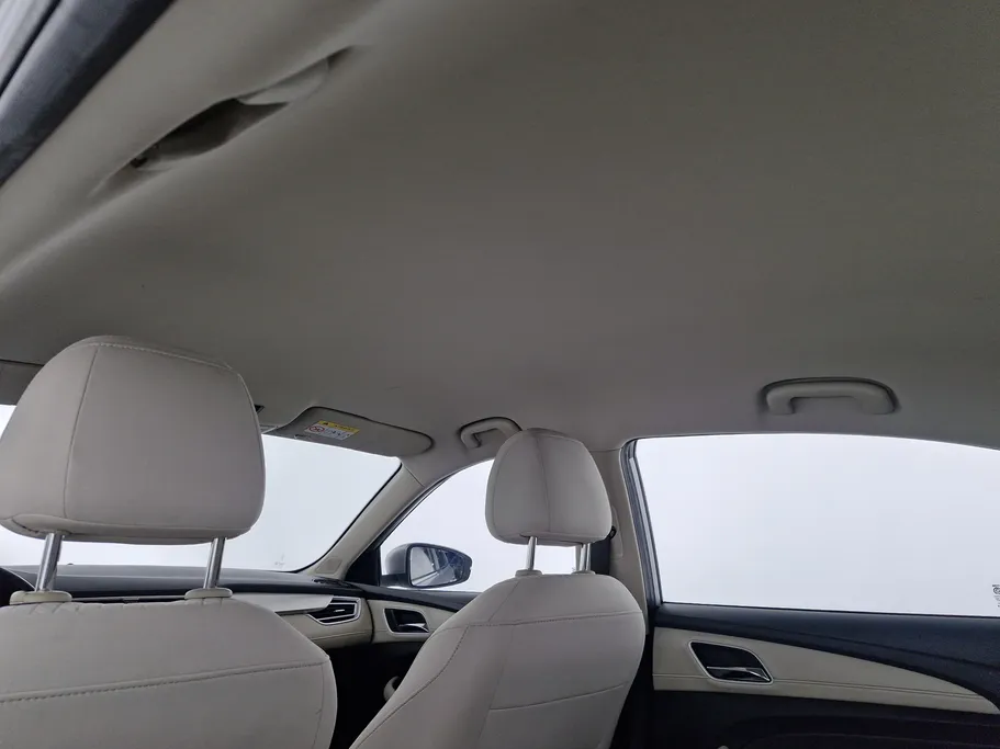 ام جي 5 COM 2022 