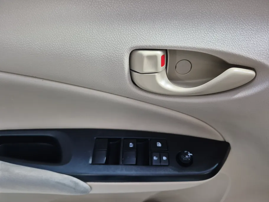 تويوتا يارس Y 2020 