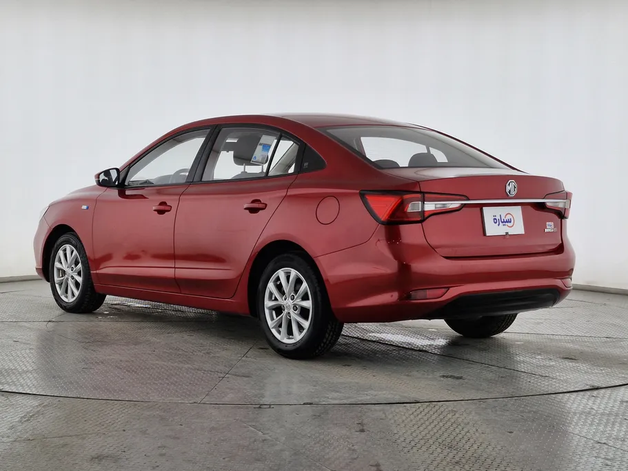 ام جي 5 STD 2022 