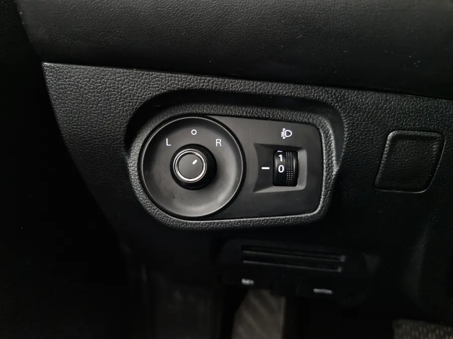 ام جي 5 STD 2022 