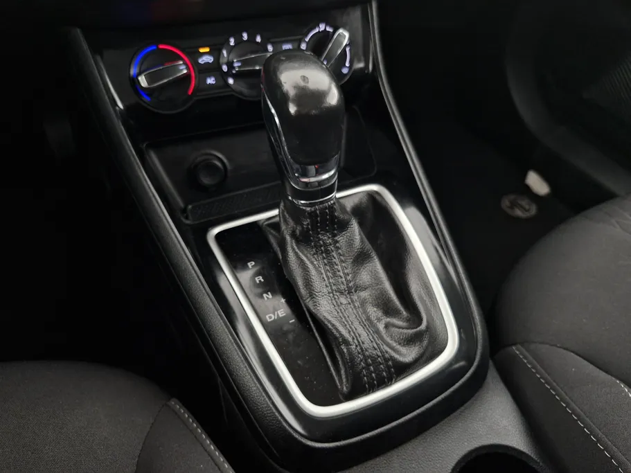 ام جي 5 STD 2022 