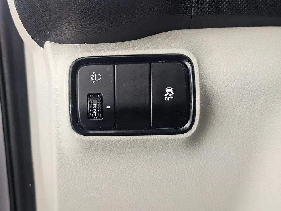 كيا سونيت LX 2023 