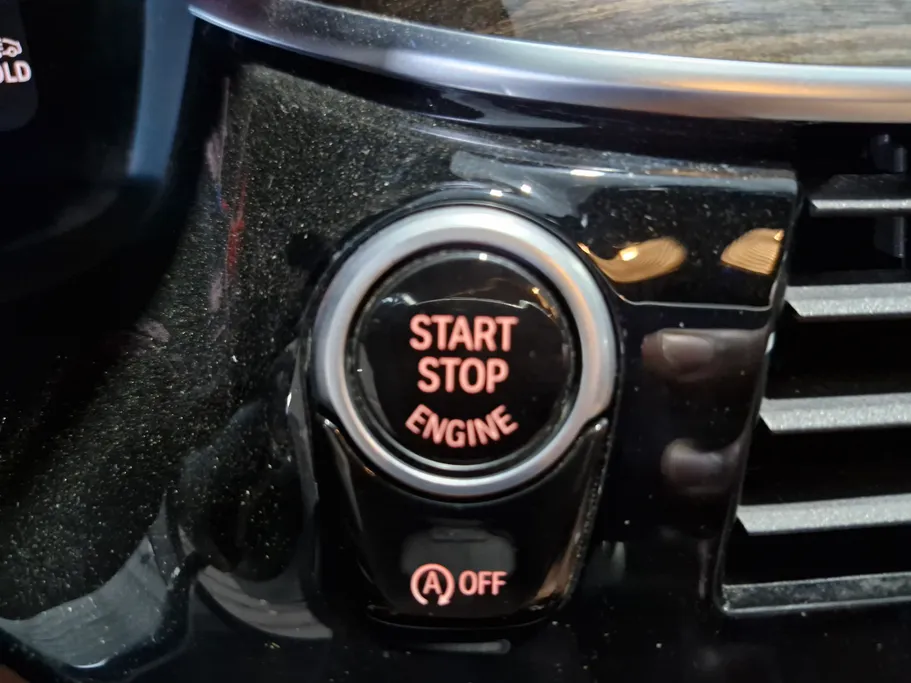 بي ام دبليو الفئة الخامسة 520i 2022 