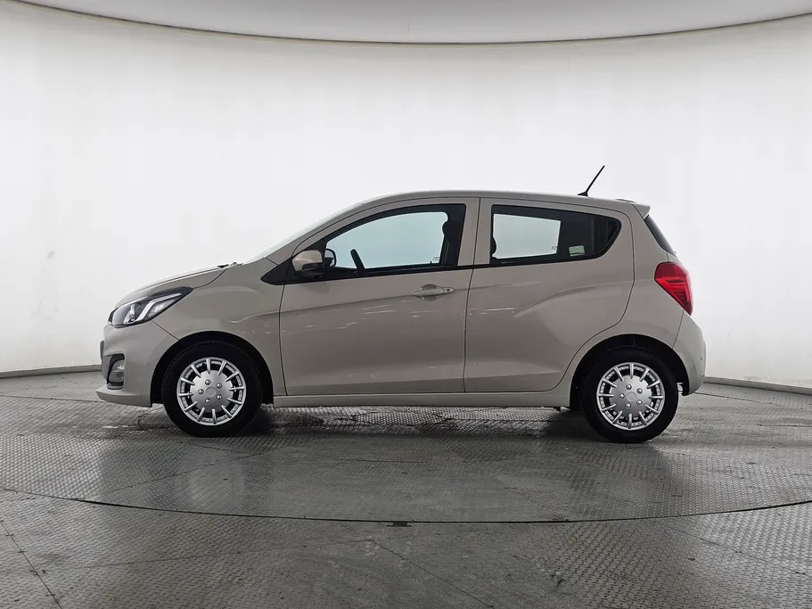 2021 Chevrolet Spark LS 