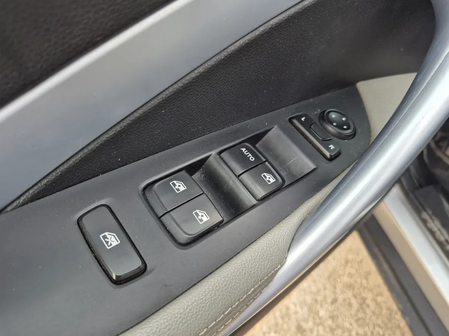 2023 Chevrolet Groove LT 