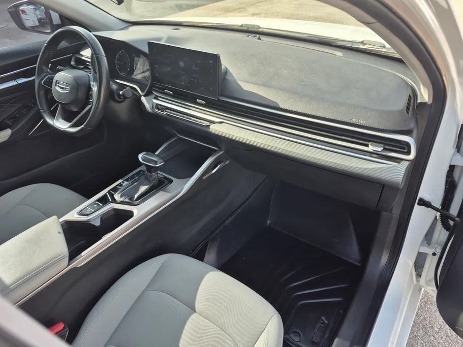 2023 Geely Emgrand GS 