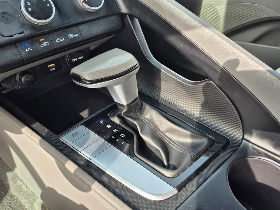 2022 Hyundai Elantra Fleet 