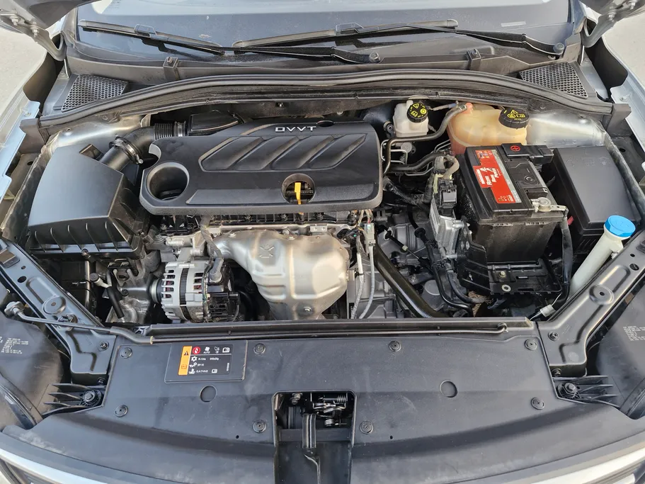 ام جي 5 LUX 2023 