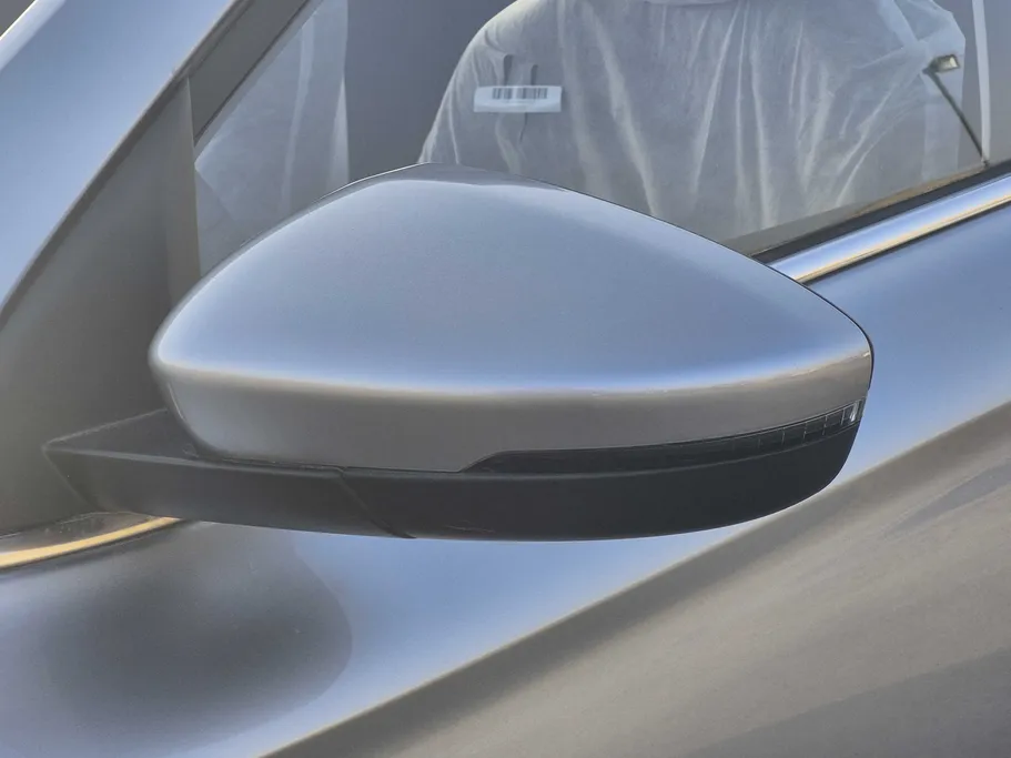 2025 MG 5 STD New Shape 