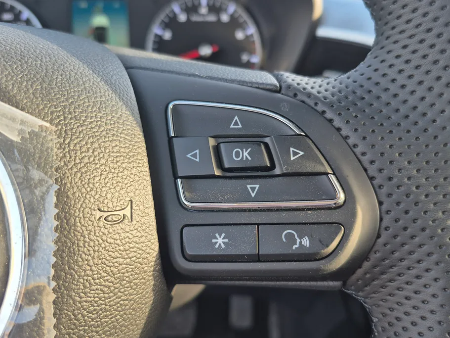 2025 MG 5 STD New Shape 