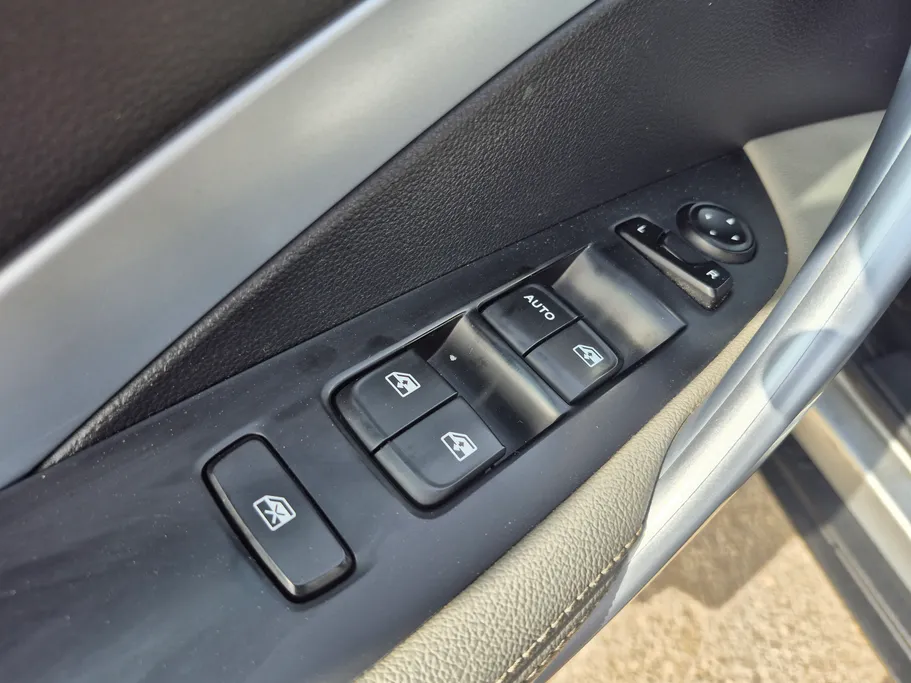 2023 Chevrolet Groove LT 