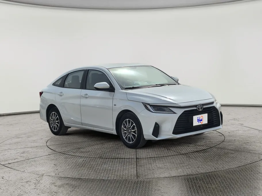 2023 Toyota Yaris  Y 