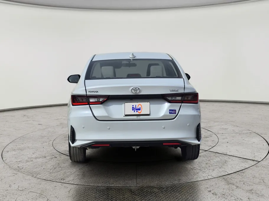 2023 Toyota Yaris  Y 