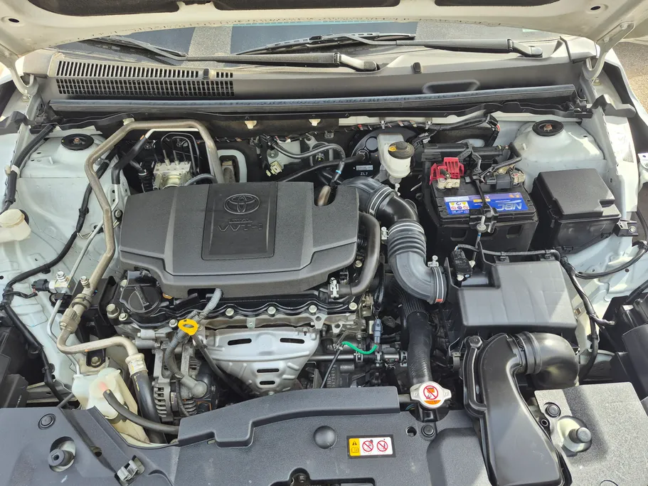 2023 Toyota Yaris  Y 