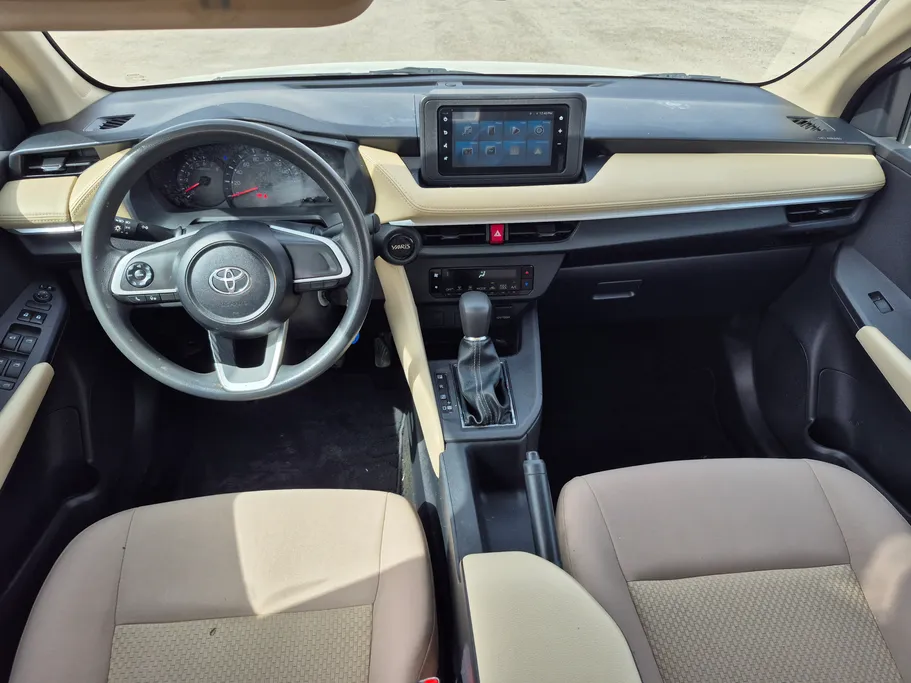 2023 Toyota Yaris  Y 