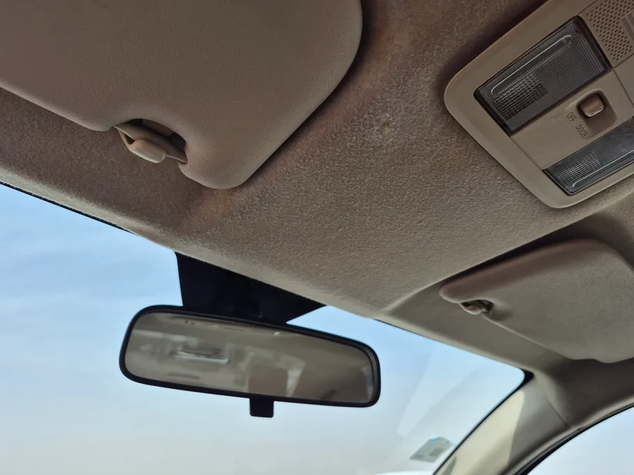 2023 Toyota Yaris  Y 