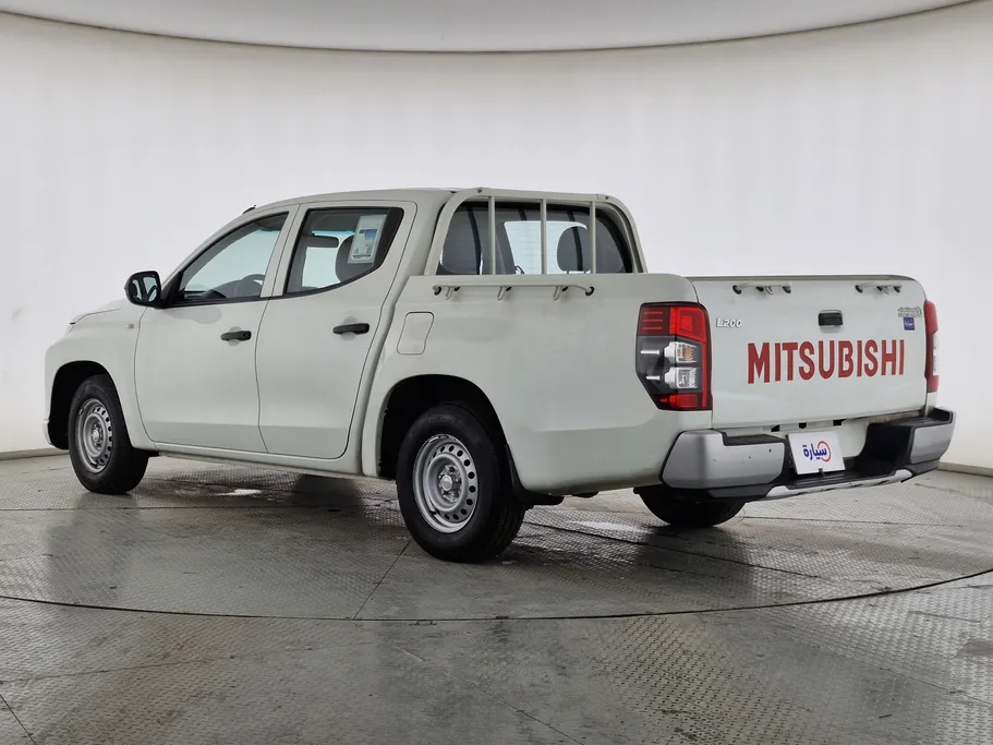 2022 Mitsubishi L200 DC 4x2 Diesel 