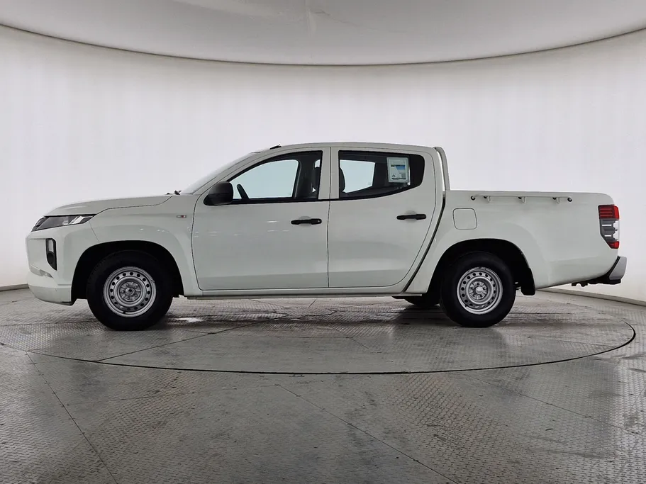 2022 Mitsubishi L200 DC 4x2 Diesel 