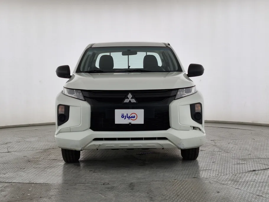 2022 Mitsubishi L200 DC 4x2 Diesel 