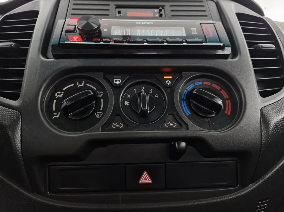 2022 Mitsubishi L200 DC 4x2 Diesel 