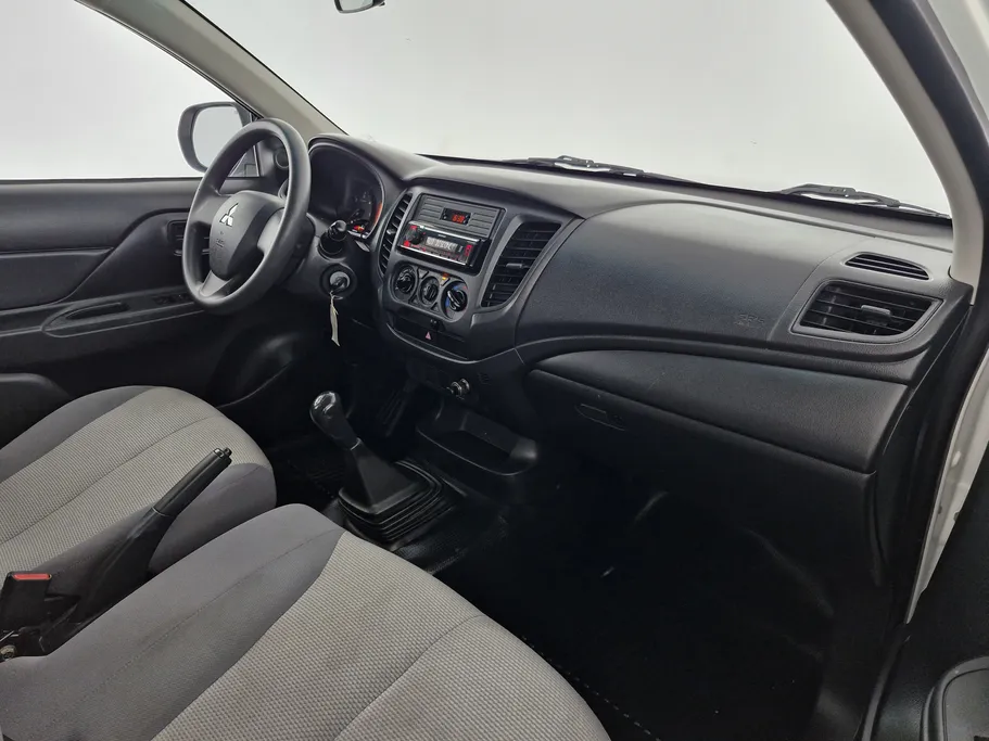 2022 Mitsubishi L200 DC 4x2 Diesel 