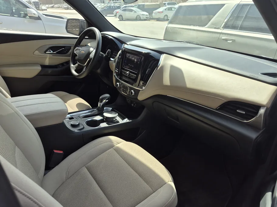 شفروليه ترافرس LS 2023 