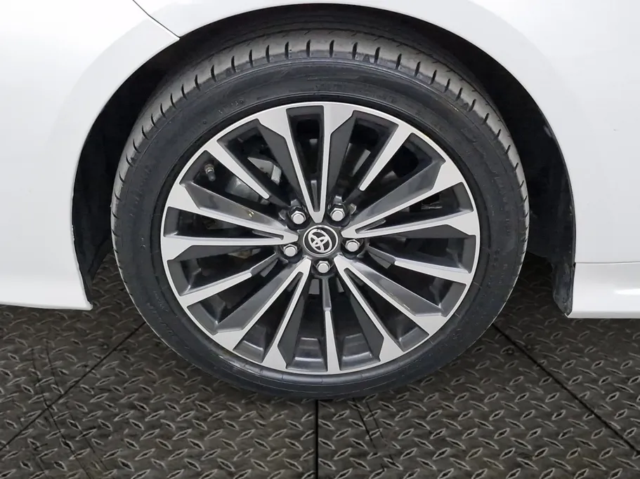 2024 Toyota Corolla XLI Executive Moonroof 