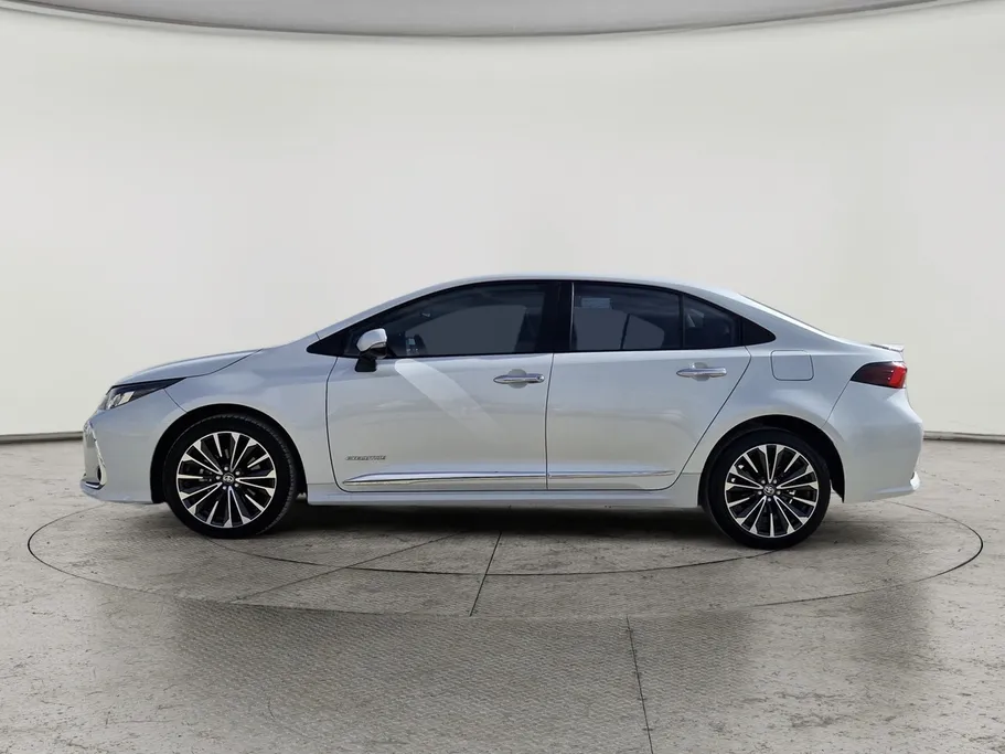 تويوتا كورولا XLI Executive Moonroof 2024 