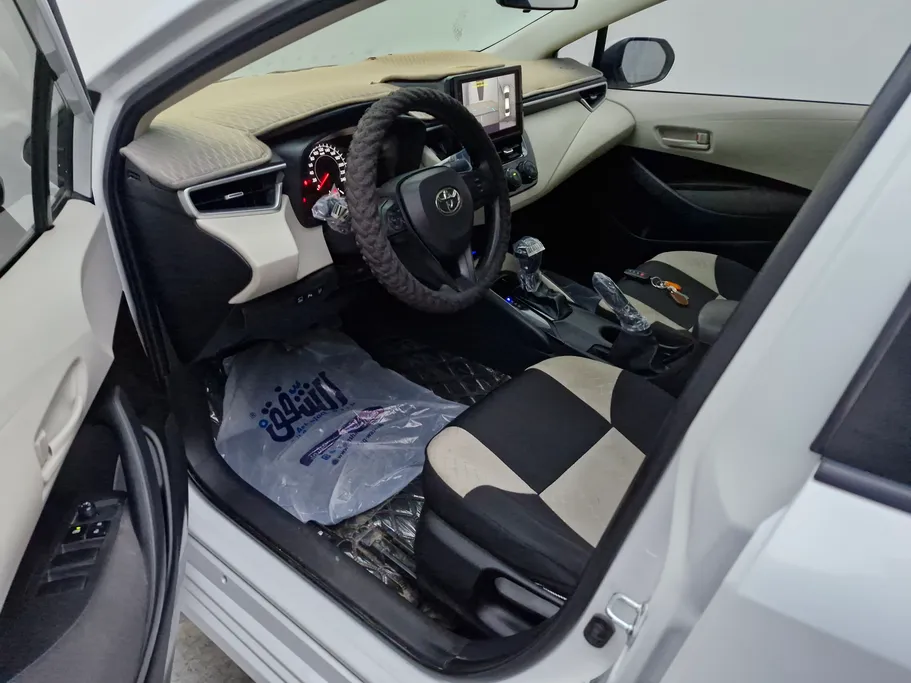 2024 Toyota Corolla XLI Executive Moonroof 