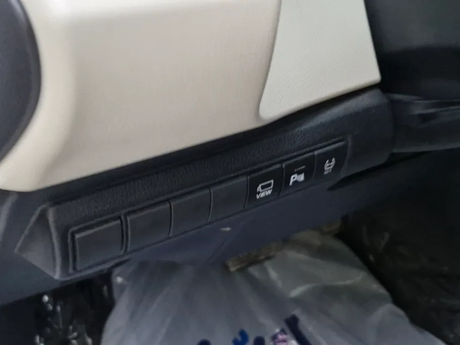 2024 Toyota Corolla XLI Executive Moonroof 